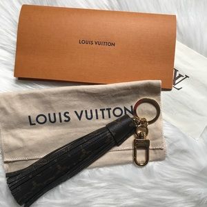 🌺SOLD‼️LV Tassel Bag Charm